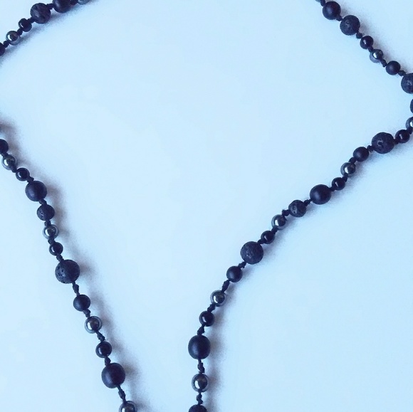 Skull beaded necklace - Picture 4 of 6